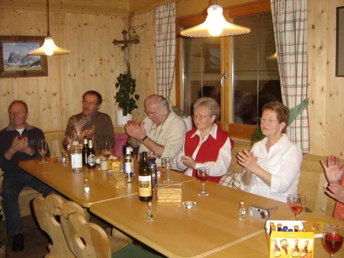 Binterhof Apartment Castelrotto Luaran gambar